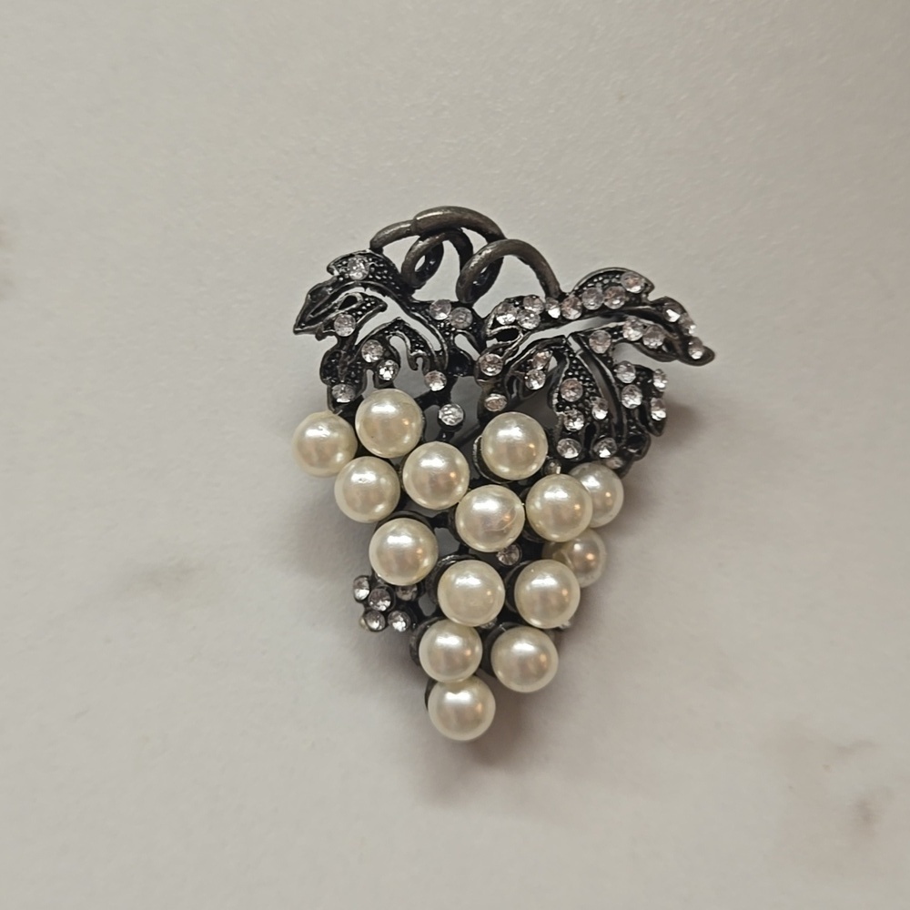 Vintage Crown Trifari Silvertone Grape Faux Pearl and Rhinestones Brooch